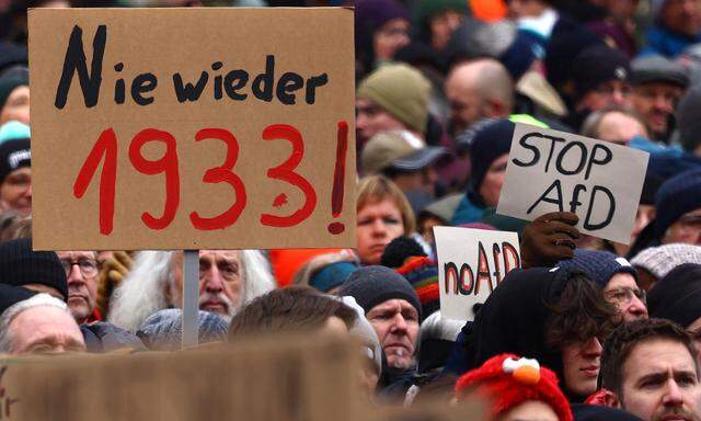 Hunderttausende Teilnehmer Bei Demos Gegen Rechts In Deutschland